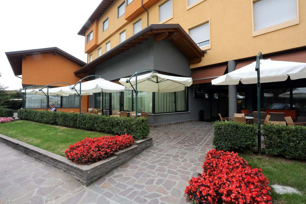 Hotel La Torretta Bollate Eksteriør bilde