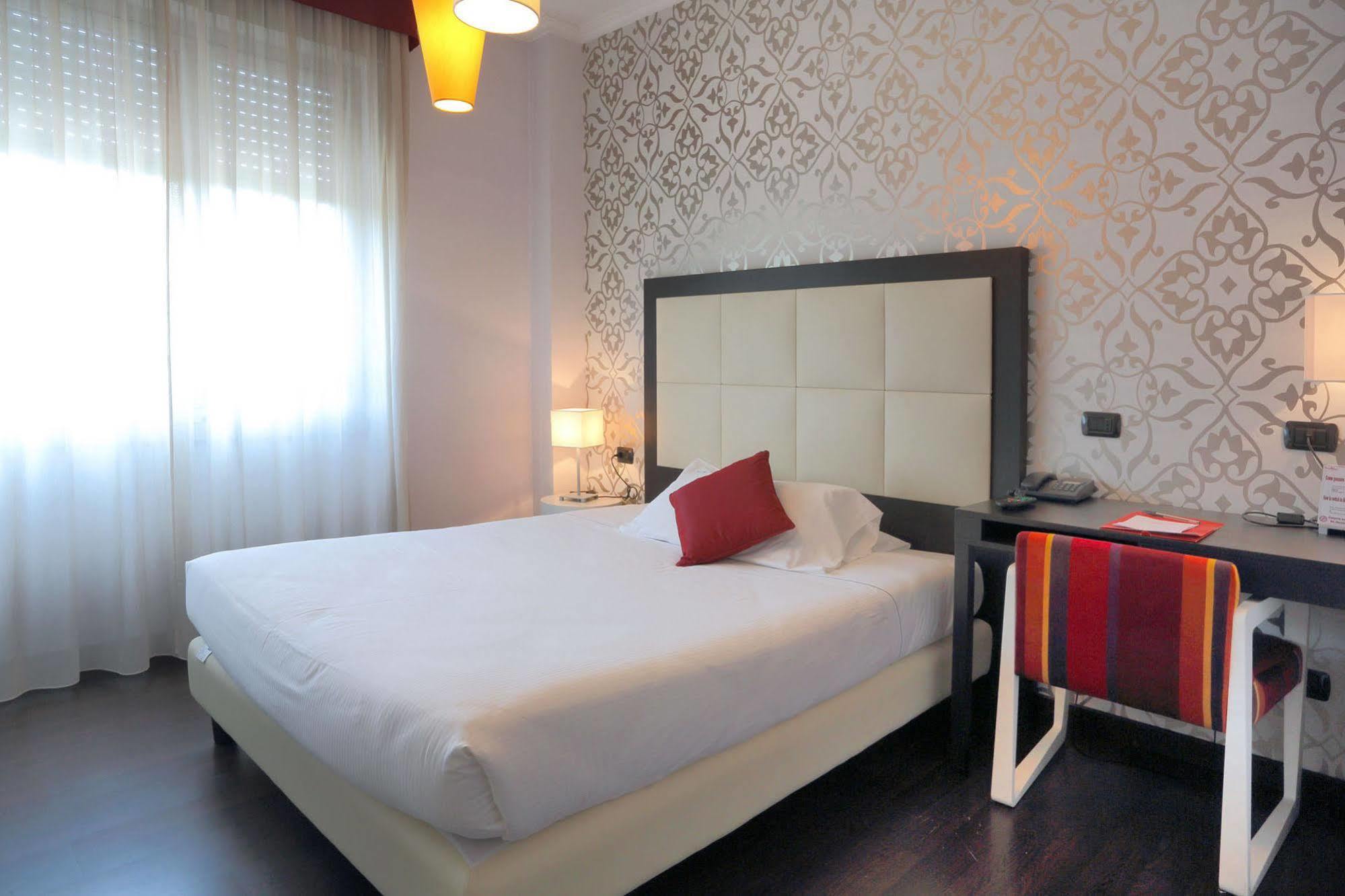 Hotel La Torretta Bollate Eksteriør bilde